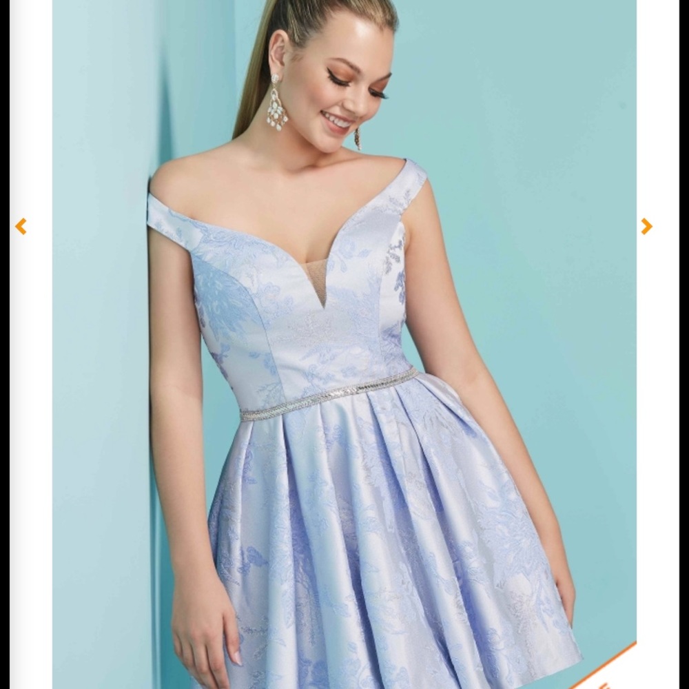 Brand new homecoming dress size 8
